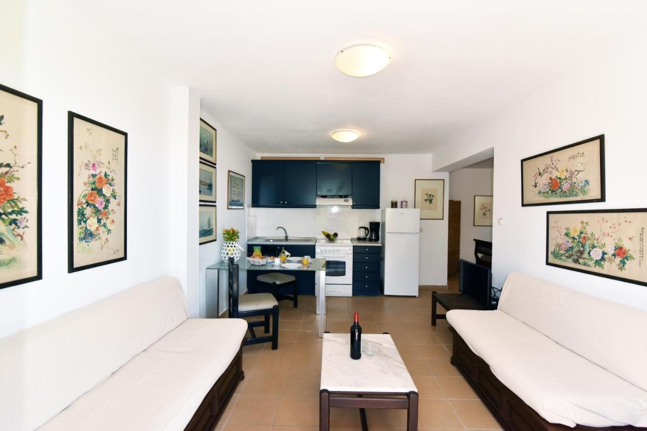 Barbati Beach House Apartamento Exterior foto