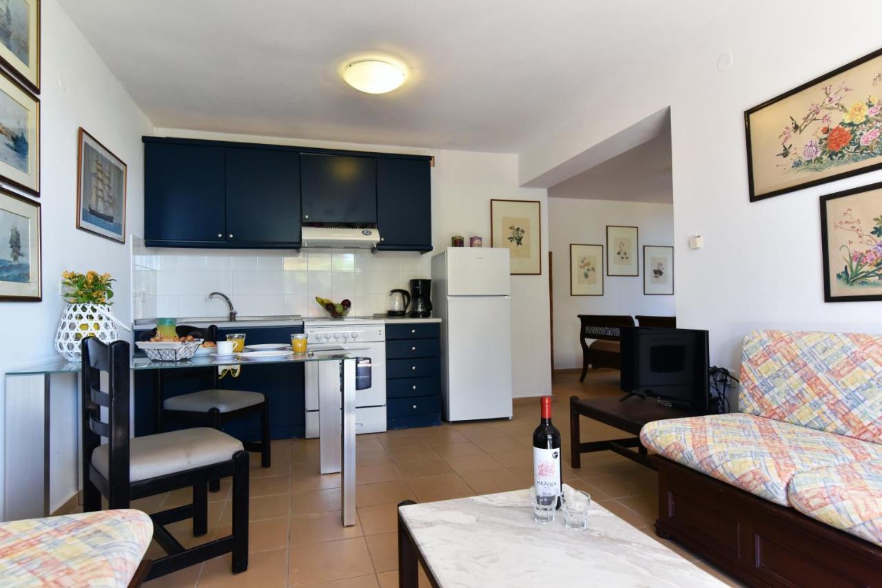 Barbati Beach House Apartamento Exterior foto