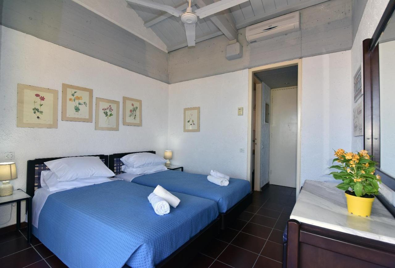 Barbati Beach House Apartamento Exterior foto